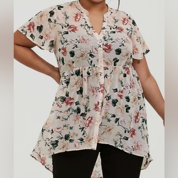 Women’s Torrid Lexie Chiffon Sheer Hi Lo Floral Babydoll Tunic Top - Picture 1 of 4